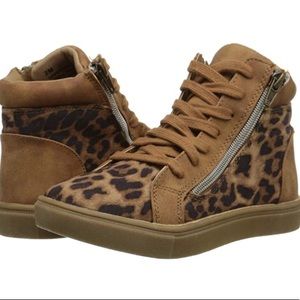 NWOT Steve Madden Leopard Print Sneakers